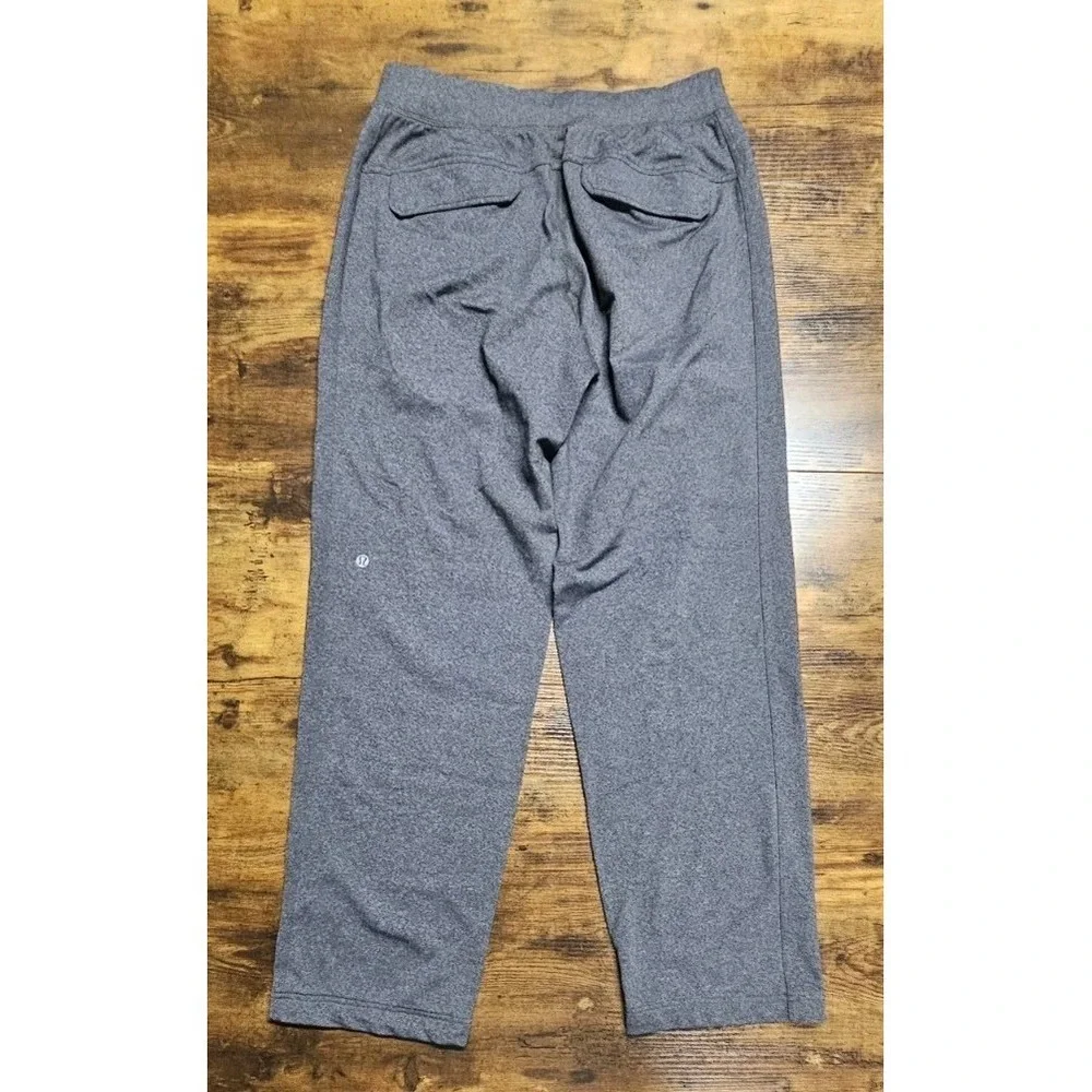 Lululemon City‎ Sweat Size Medium Heather Gray Performance Sweatpants